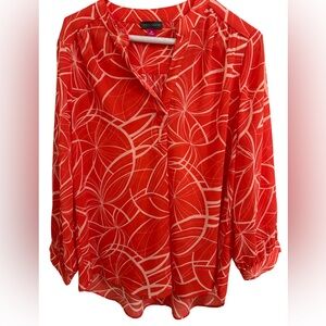 Vince Camuto Blouse • Size Medium